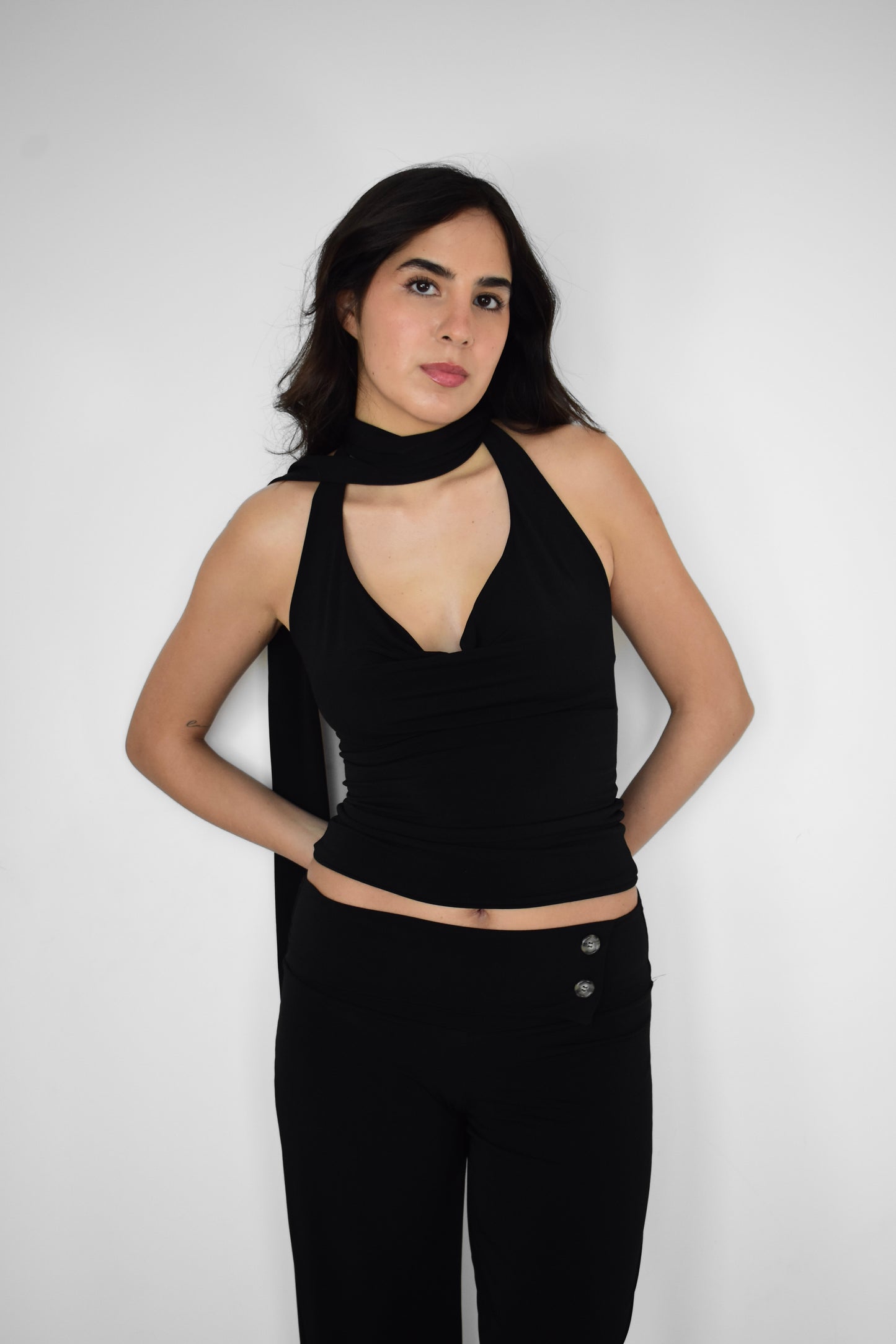 TOP SAMANTHA NEGRO