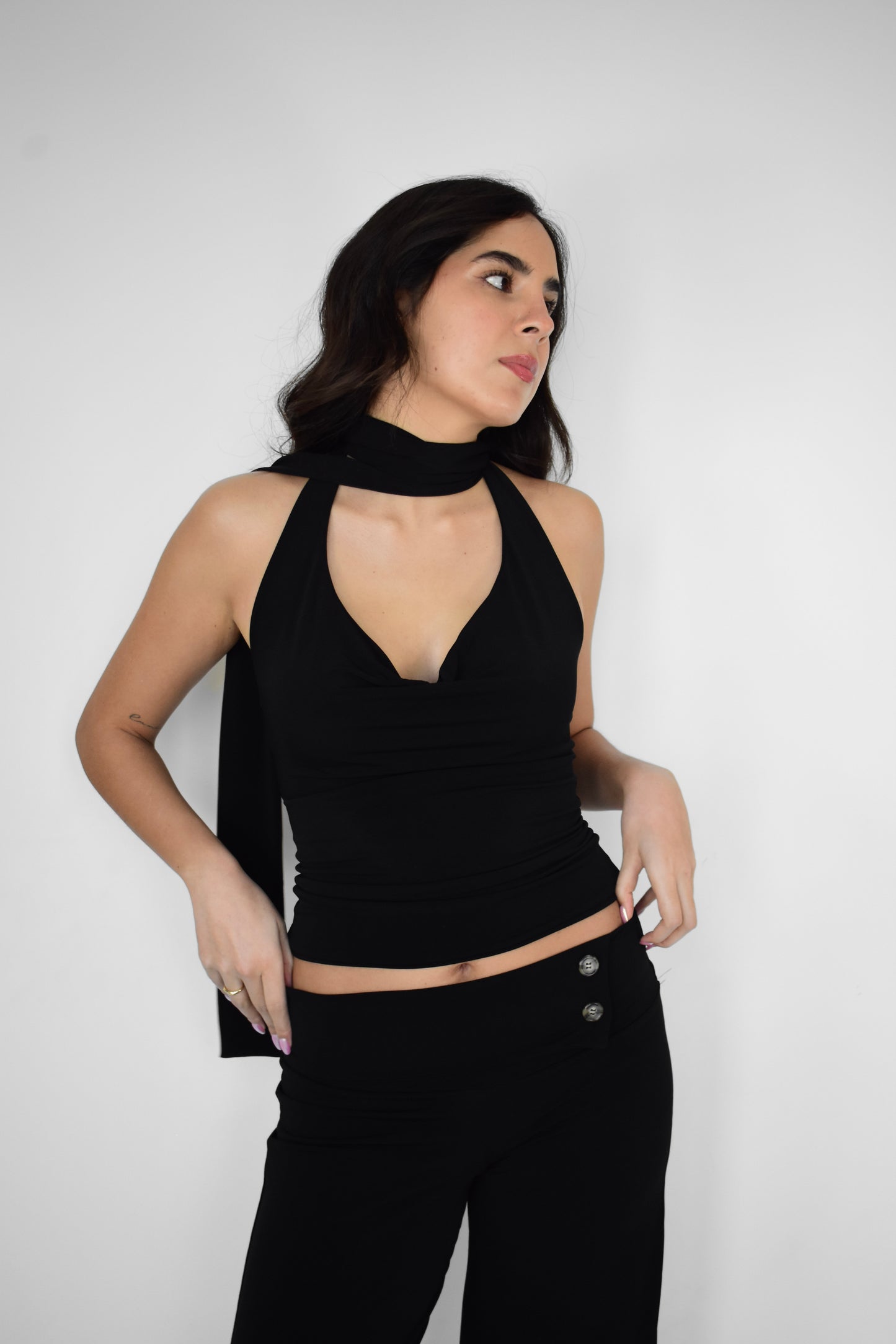 TOP SAMANTHA NEGRO