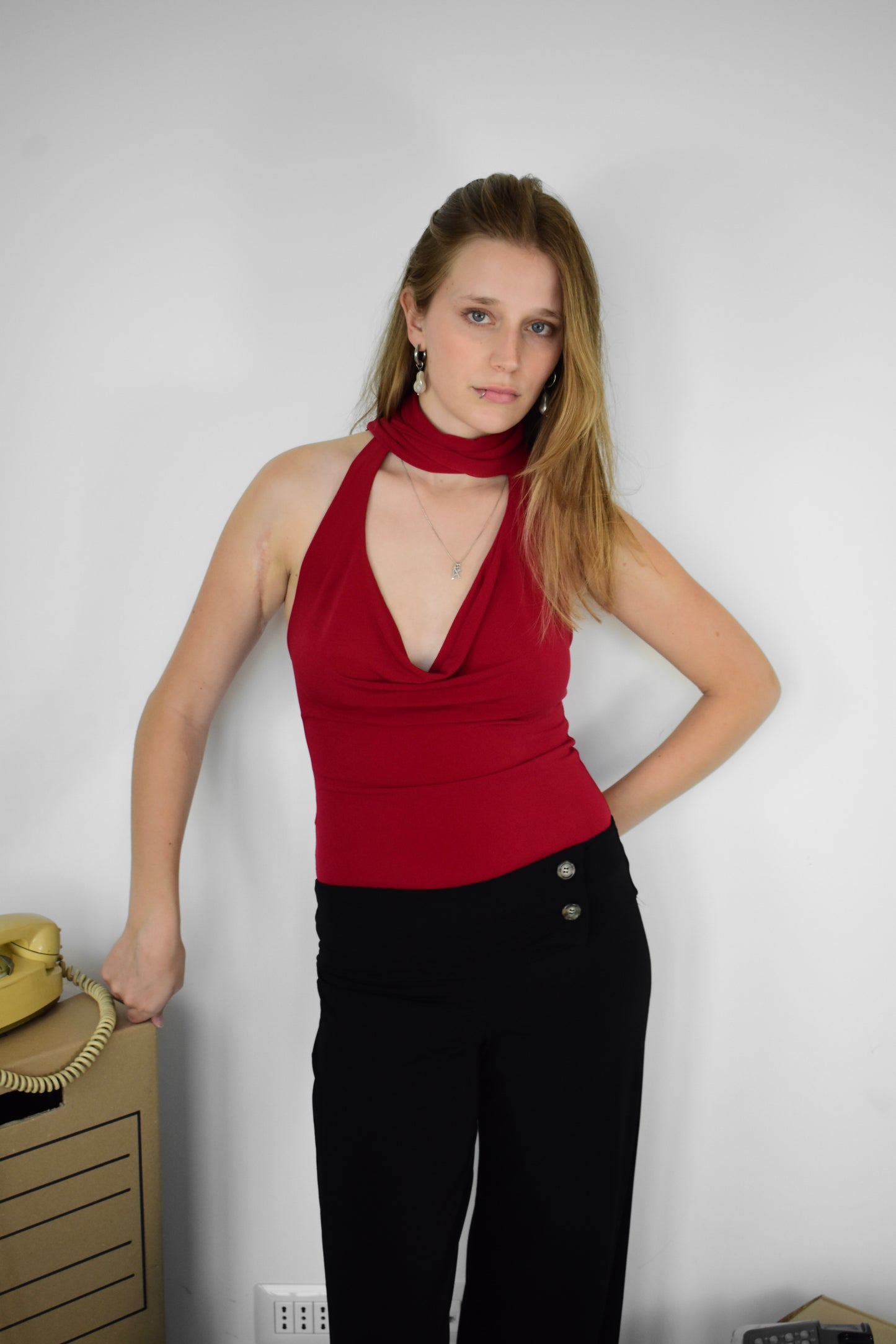 TOP SAMANTHA CHERRY