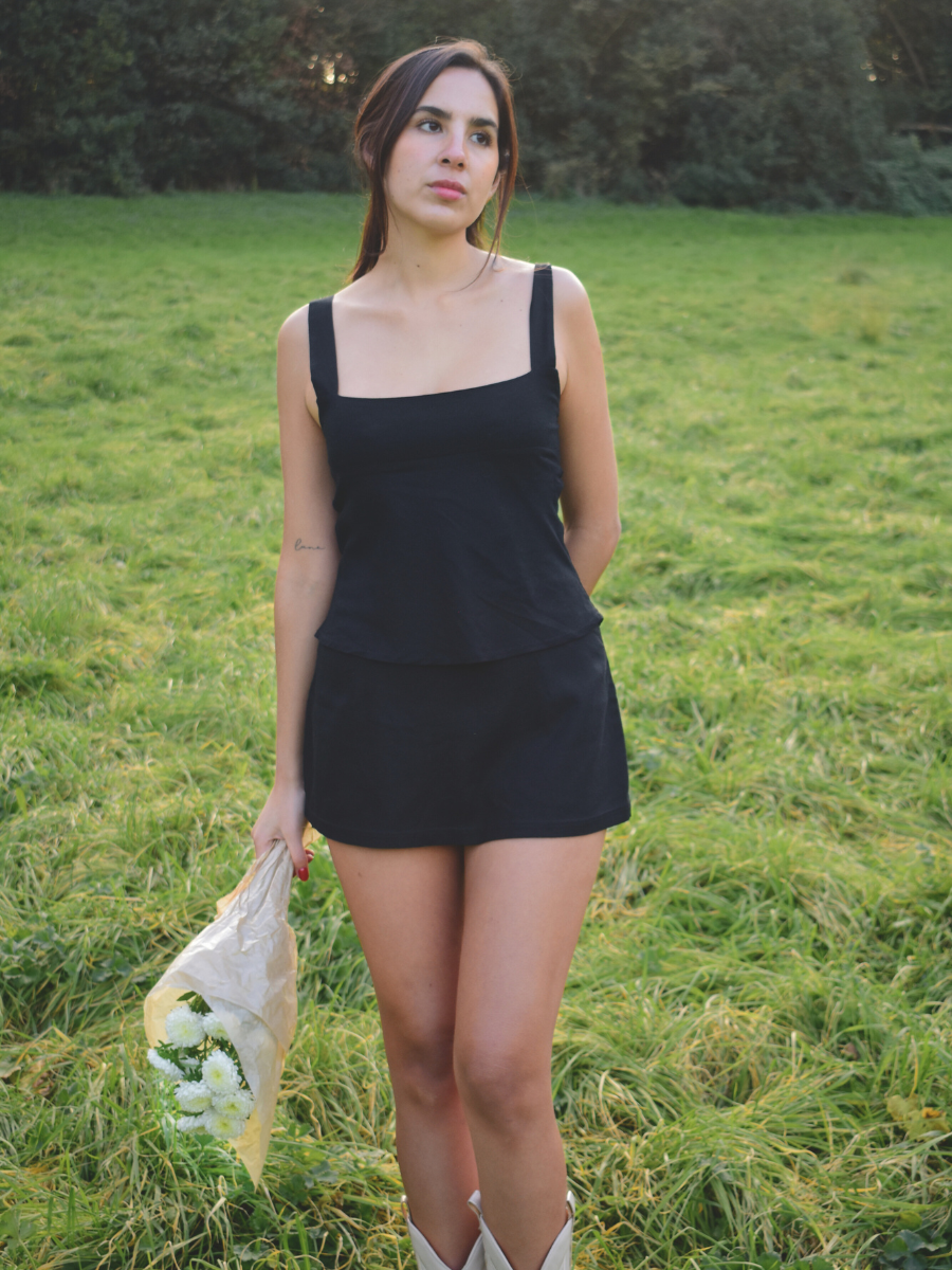 TOP ANASTASIA NEGRO